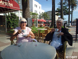 Britta and Ingrid enjoying a cup of coffee in Tarifa