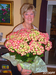 Agneta, hostess of the evening, got flowers