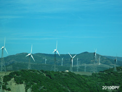 Längs Atlantkusten syns hundratals vindkraftverk